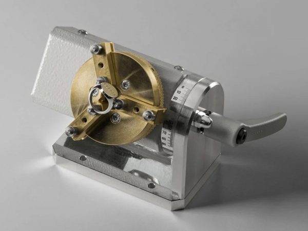 MAQUINA DE SOLDAR POR LASER MOD. AWL AUTOMATIC 140 JULIOS ELETTRO - Imagen 4
