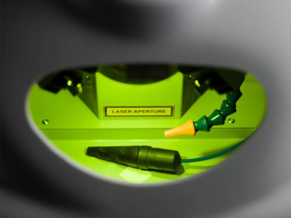MAQUINA DE SOLDAR POR LASER MOD. MEGA HIT 300 JULIOS ELETTROLASER - Imagen 2